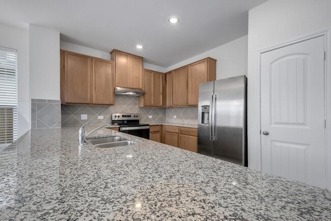 Building Photo - 8200 Knoxville Trl