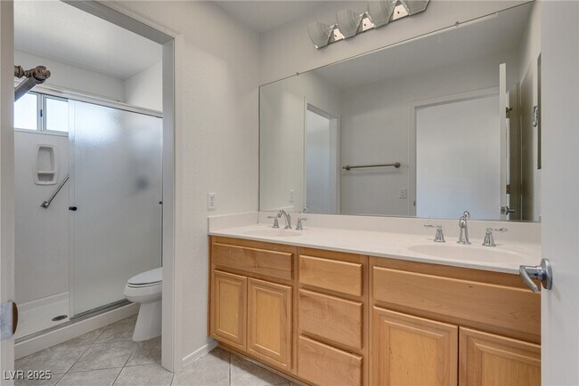 Building Photo - 10408 Leafgold Dr
