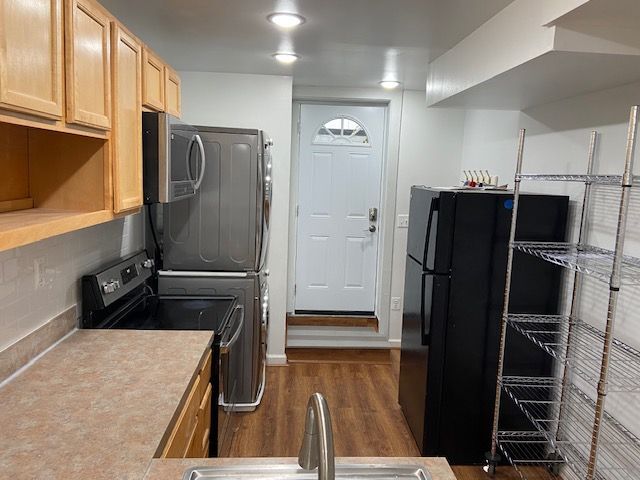 Building Photo - 5014 Curtis Ave