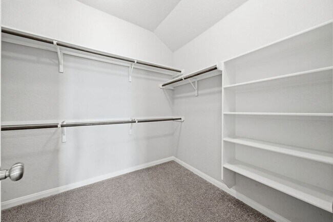 Building Photo - 12071 Pitcher Rd