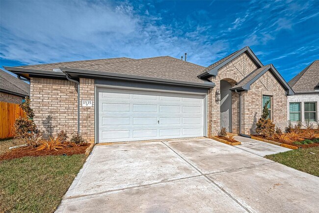 Building Photo - 1535 Munson Valley Rd