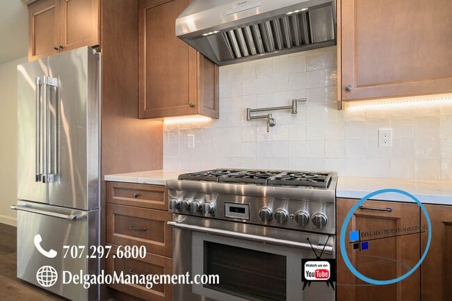 Building Photo - Lovely Benicia 4 Bedroom Home