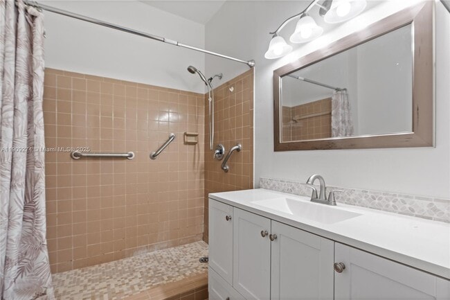 Building Photo - 2331 Dogwood Ct