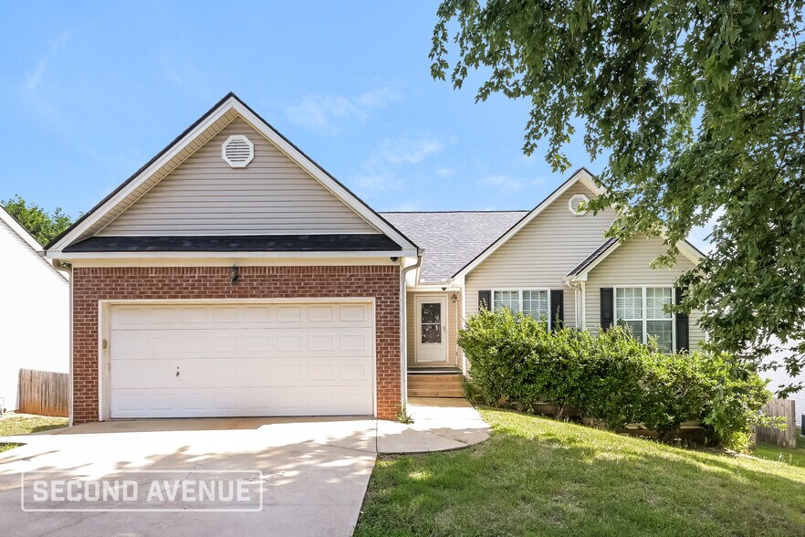 Primary Photo - 130 Shenandoah Dr