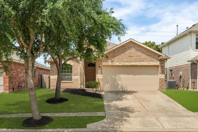 Primary Photo - 26350 Longview Creek Dr