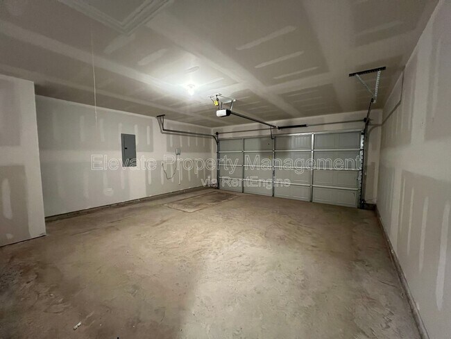 Building Photo - 3805 Palmetto Bluff Dr