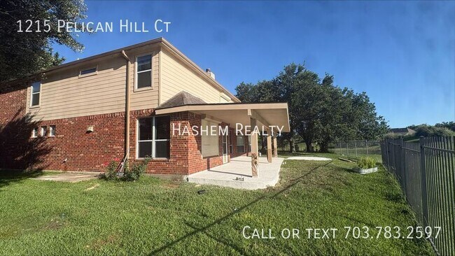 Building Photo - 1215 Pelican Hill Dr