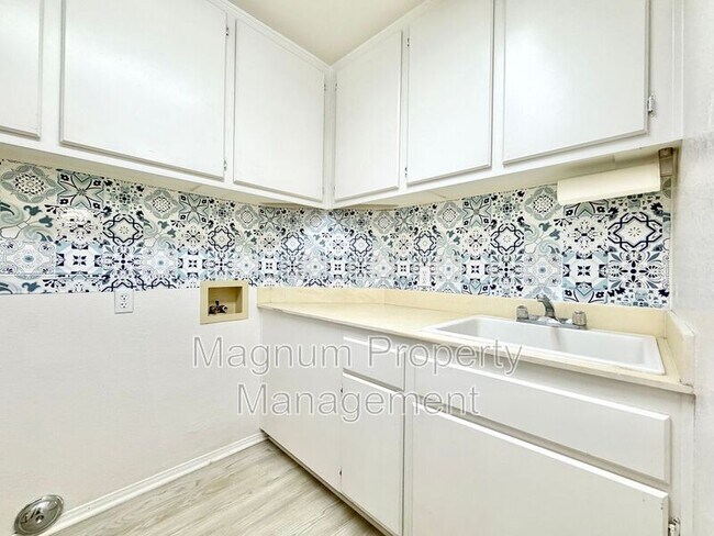 Building Photo - 28291 Tierra Vista Rd