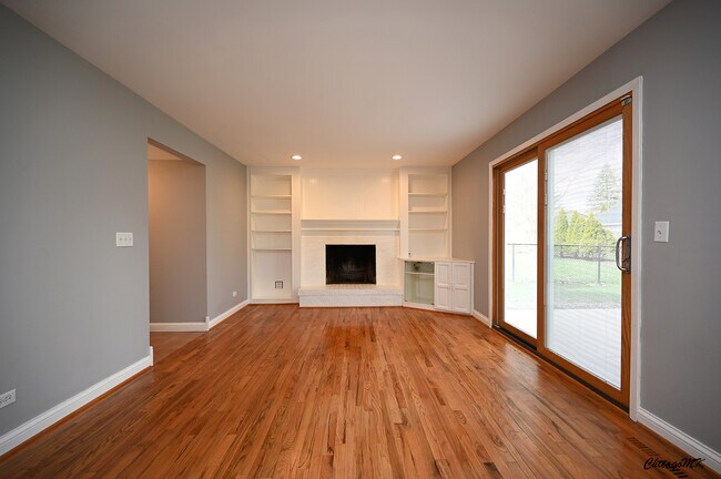 Building Photo - 744 Concord Dr