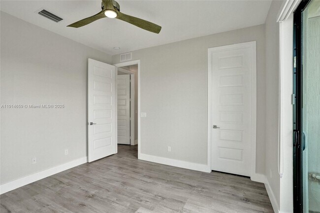 Building Photo - 10795 Oceano Wy