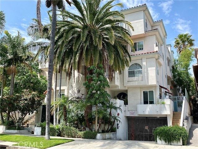 Primary Photo - 845 S Plymouth Blvd