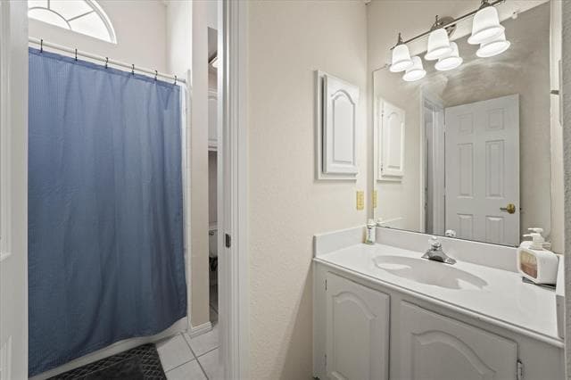 Building Photo - 9420 Blue Jay Way