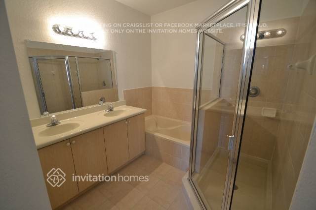 Building Photo - 13758 SW 116th Ln