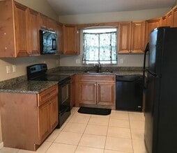Building Photo - 4613 Myla Ln