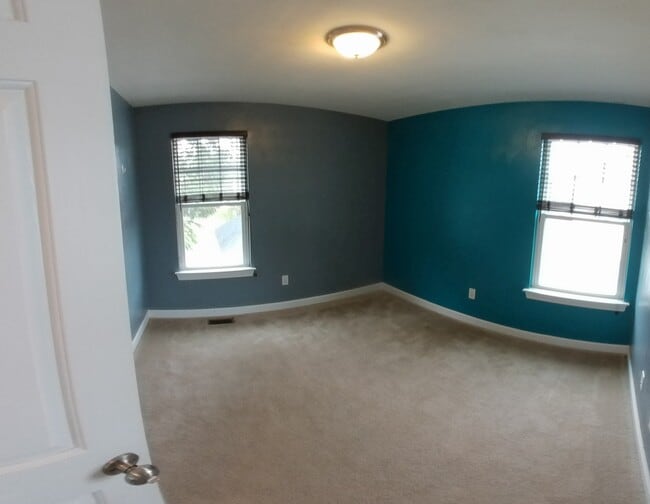 Building Photo - 1230 Booth St