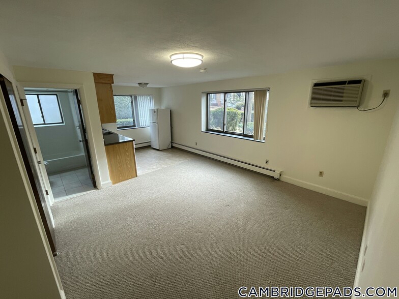 Building Photo - 15 Chester St