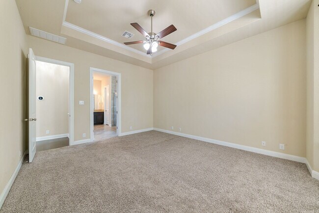 Building Photo - 26923 Camellia Trce
