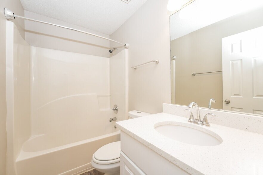 Building Photo - 7211 Mill Arbor