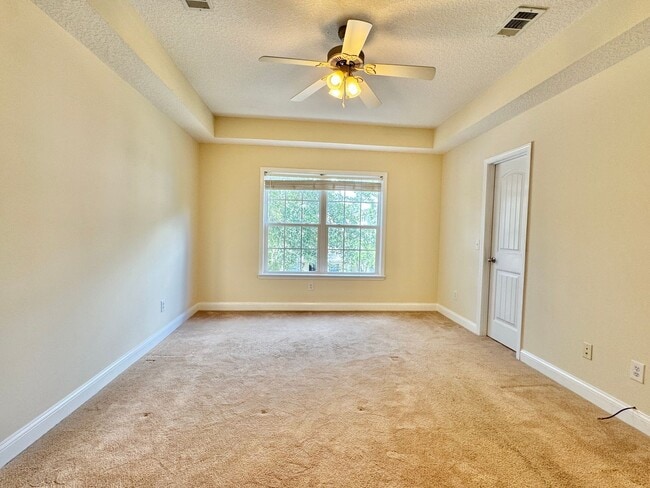 Building Photo - AVAILABLE NOW [NO PETS PERMITTED]