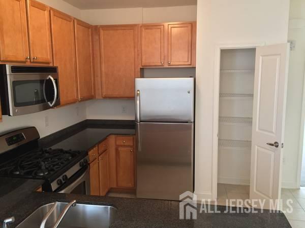 Building Photo - 454 Gawron Ct