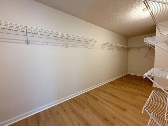 Building Photo - 1570 Swan Valley Ct