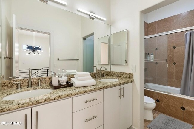 Building Photo - 7613 E Vía Del Reposo