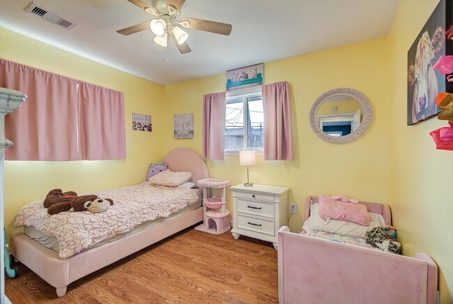 Building Photo - 3415 80th St