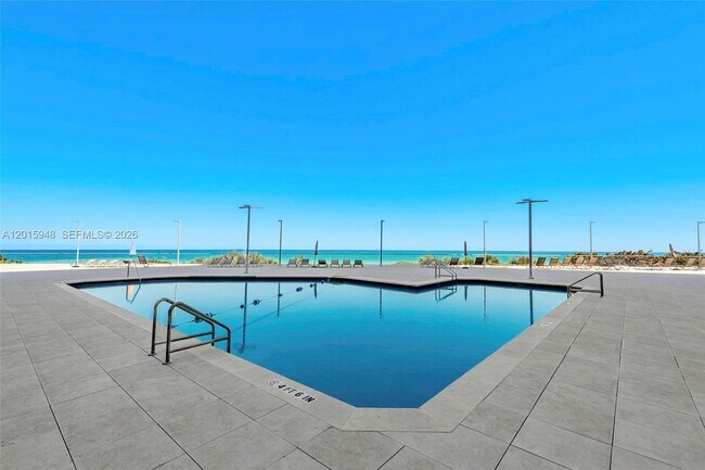 Building Photo - 7135 Collins Ave