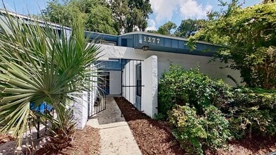 Building Photo - BEAUTIFUL MAYPORT LANDING TOWNHOME!