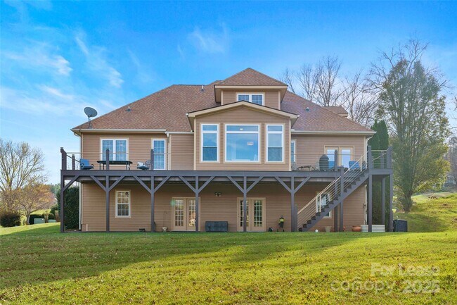 Building Photo - 160 Fairway Falls Rd