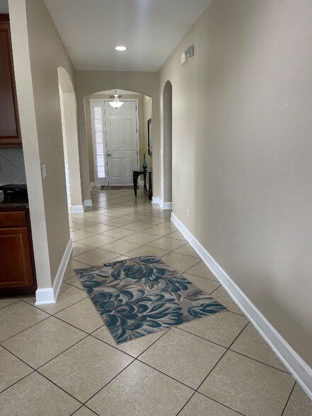 Building Photo - 12479 Sunchase Dr