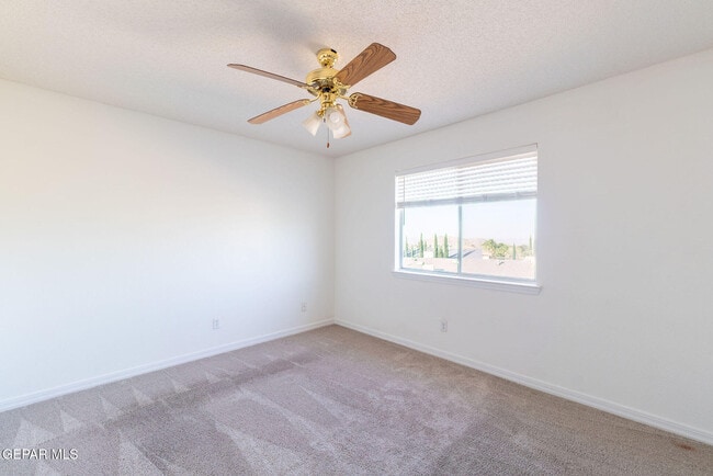 Building Photo - 7037 Luz De Espejo Dr