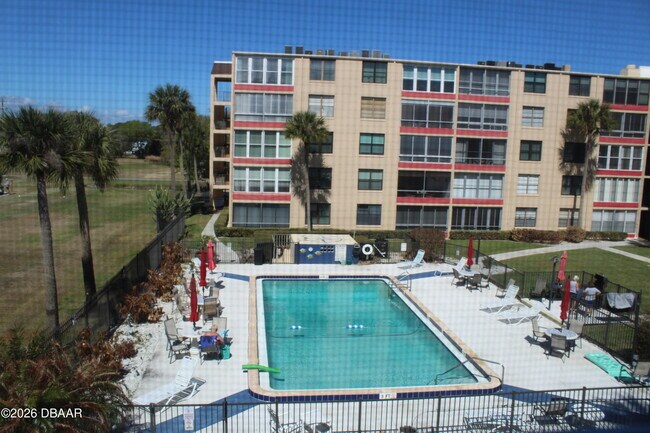 Building Photo - 329 Wilder Blvd