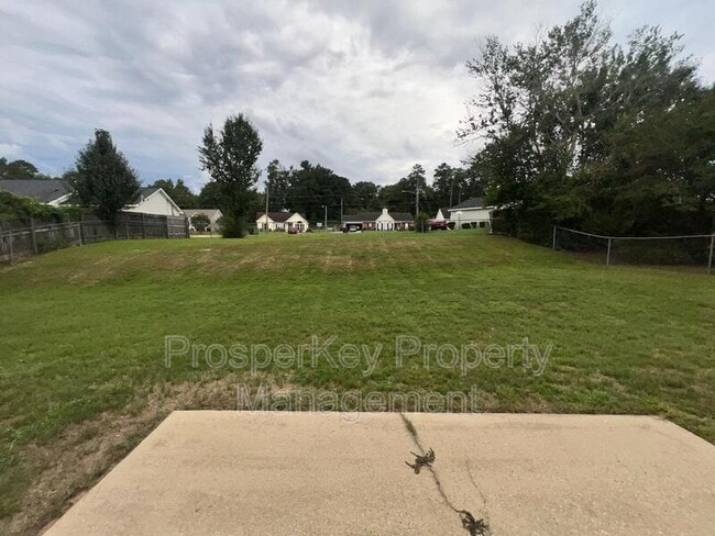 Building Photo - 6048 Buxton Dr