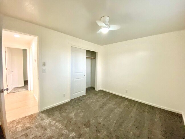 Building Photo - 4 Bedroom 2 Bath Home Boise North End