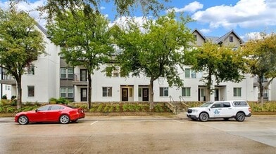 Building Photo - 3364 Norris St