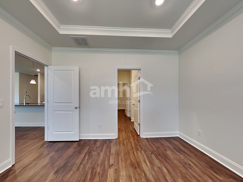Building Photo - 534 Plumeria Ln