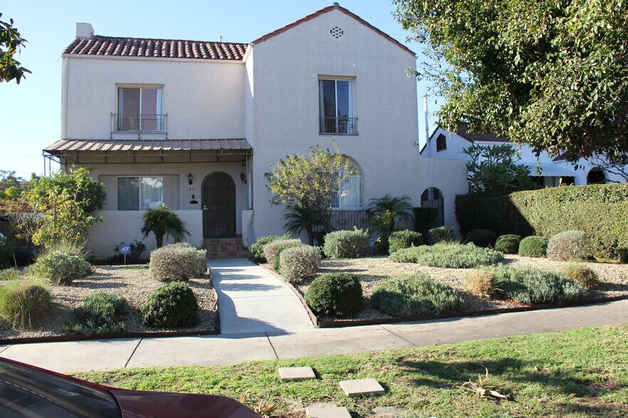 Building Photo - 1239 S Hudson Ave