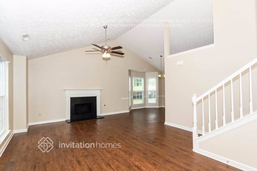 Building Photo - 117 Willow Springs Ln