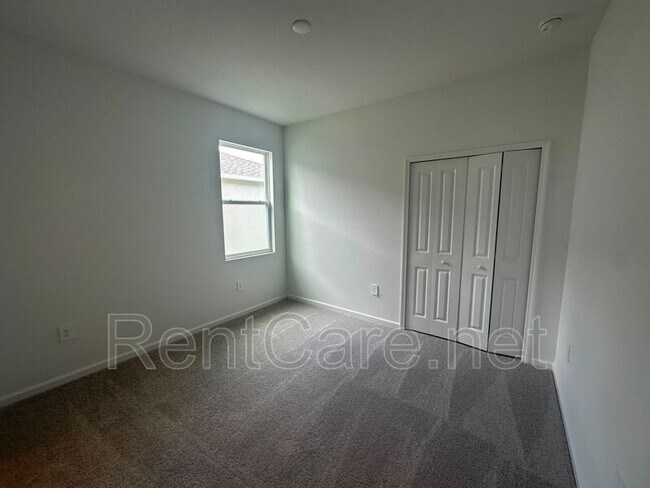 Building Photo - 3216 Alpine Wy