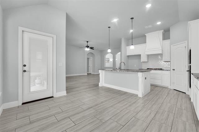 Building Photo - 2617 Tinsley Dr