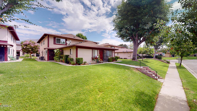 Primary Photo - 1125 W Calle Del Sol