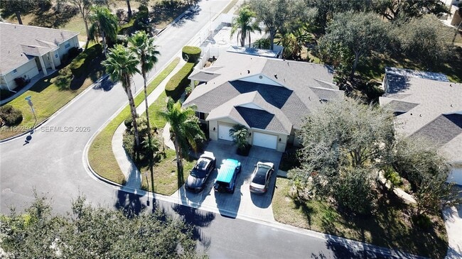 Building Photo - 403 28th St W