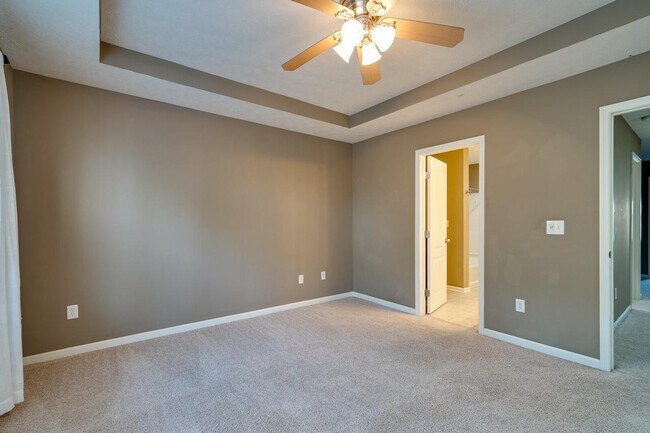 Building Photo - 4308 Straight Arrow Rd
