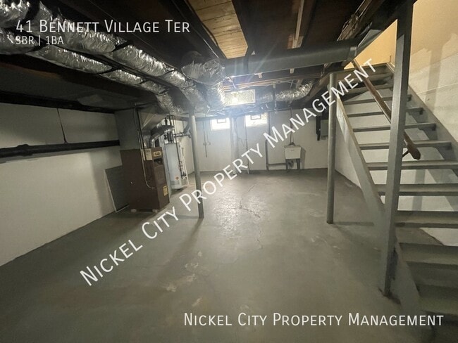 Building Photo - 41 Bennett Village Terrace