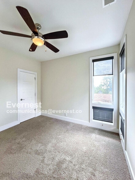 Building Photo - 1804 Cahal Ave