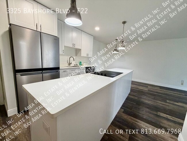 Building Photo - 3325 Bayshore Blvd
