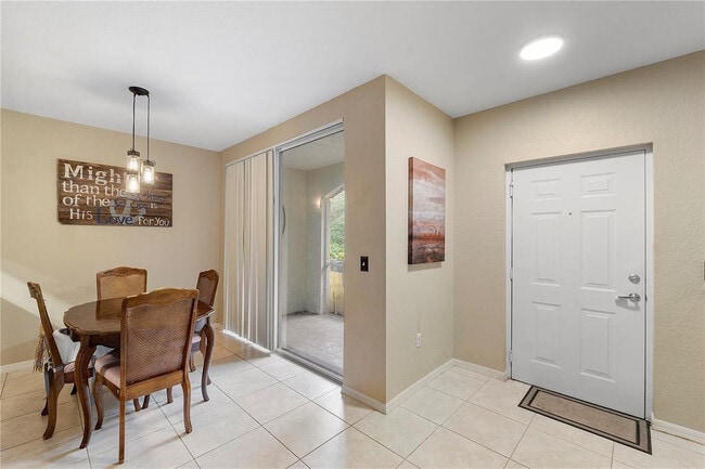 Building Photo - 6926 W Sample Rd