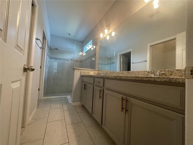 Building Photo - 32745 Coldwater Creek Loop