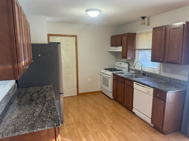 Building Photo - 982 Hastings Ln